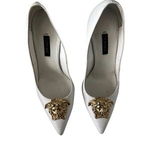 Versace White and Gold Women's pumps